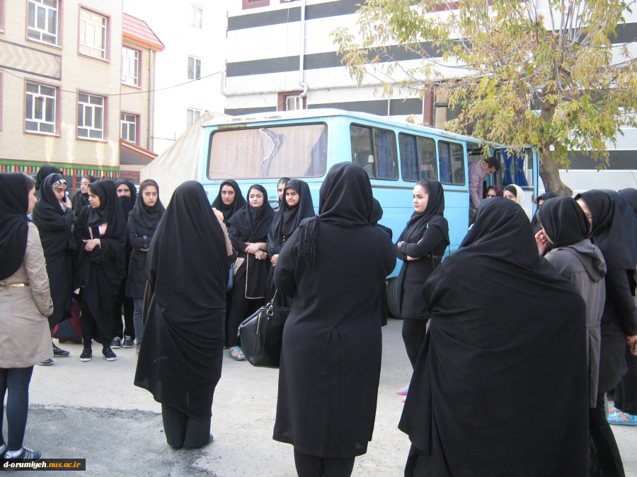 اعزام زائرین آموزشکده فنی وحرفه ای دختران ارومیه به  بارگاه ملکوتی امام رضا (ع)