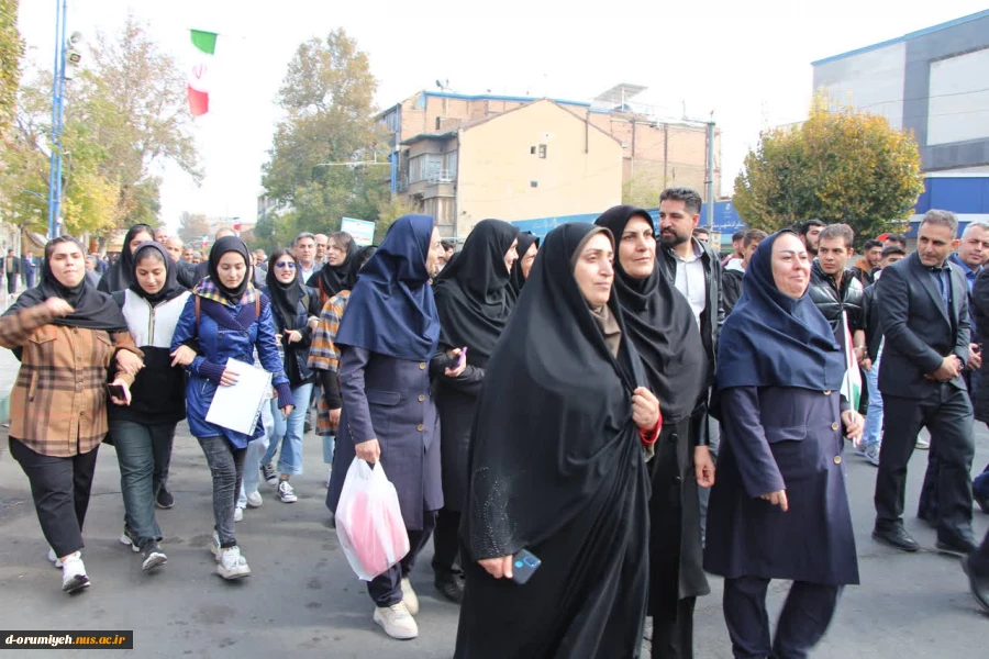 حضور پرشور دانشگاهیان دانشگاه ملی مهارت واحدآموزشکده دختران ارومیه در راهپیمایی یوم‌الله ۱۳ آبان 3